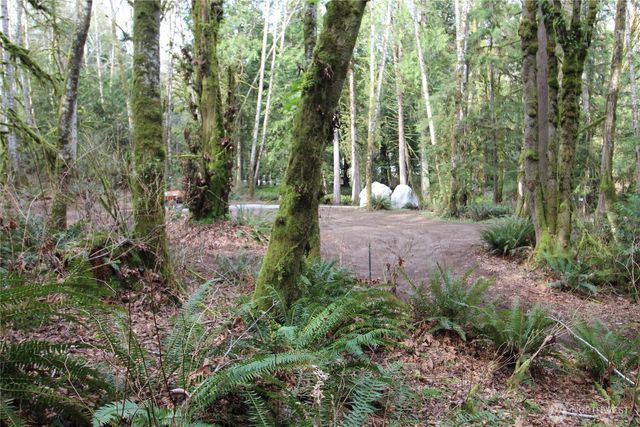 6509 NE Sid Price Road, Poulsbo, WA 98370