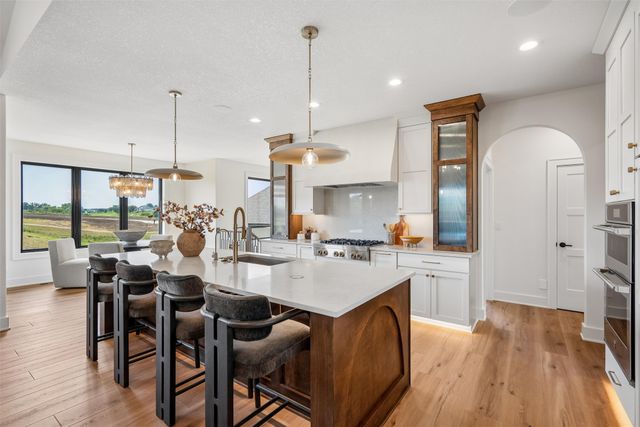 306 Emmett Court, Norwalk, IA 50211