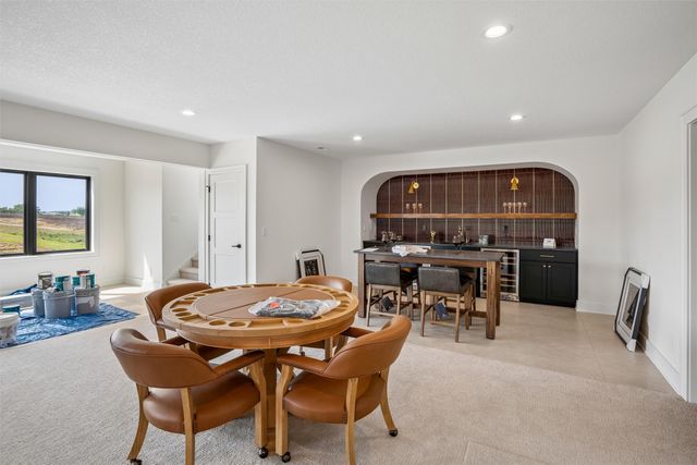 306 Emmett Court, Norwalk, IA 50211