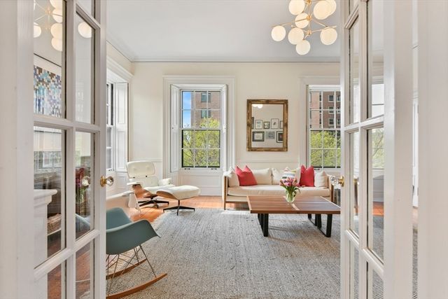 285 Clarendon St 3, Boston, MA 02116