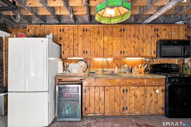 628 Route 148, Killingworth, CT 06419