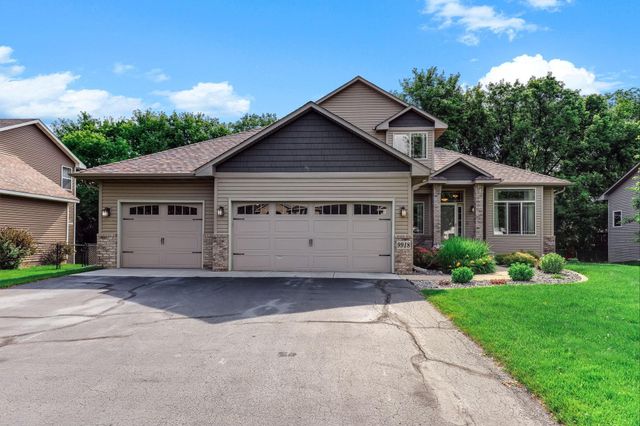 9918 Kiwi Avenue N, Brooklyn Park, MN 55443
