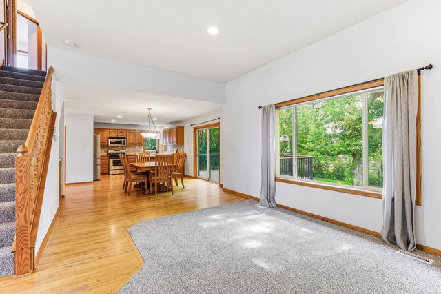 9918 Kiwi Avenue N, Brooklyn Park, MN 55443