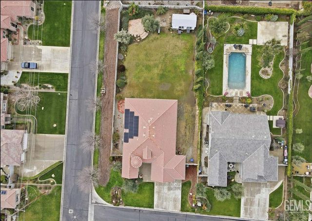 6702 Aretino Way, Bakersfield, CA 93306