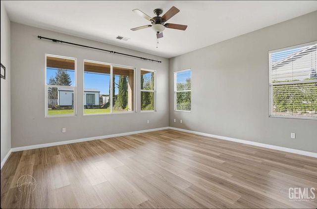 6702 Aretino Way, Bakersfield, CA 93306