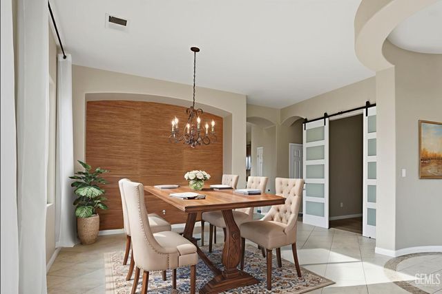 6702 Aretino Way, Bakersfield, CA 93306