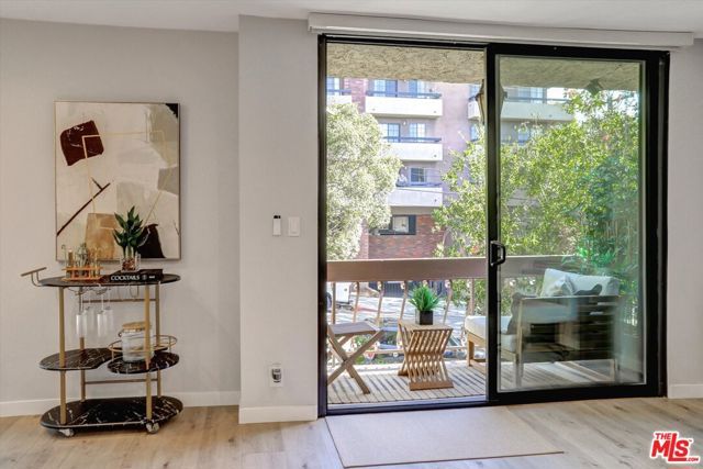 7300 Franklin Avenue 346, Los Angeles, CA 90046