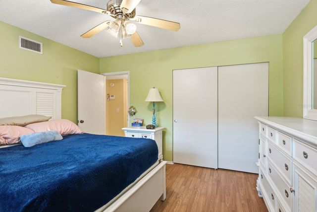 2440 WORLD PARKWAY BOULEVARD 34, Clearwater, FL 33763