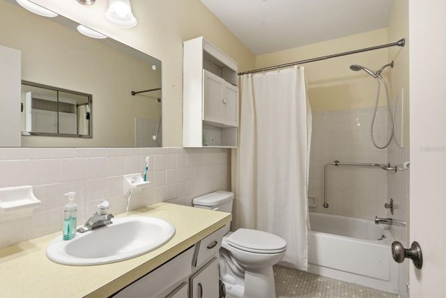 2440 WORLD PARKWAY BOULEVARD 34, Clearwater, FL 33763