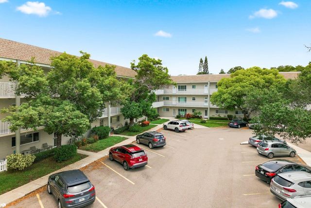 2440 WORLD PARKWAY BOULEVARD 34, Clearwater, FL 33763