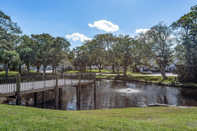 2440 WORLD PARKWAY BOULEVARD 34, Clearwater, FL 33763