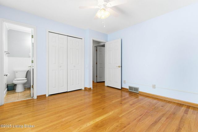 349 Hillcreek Rd, Shepherdsville, KY 40165