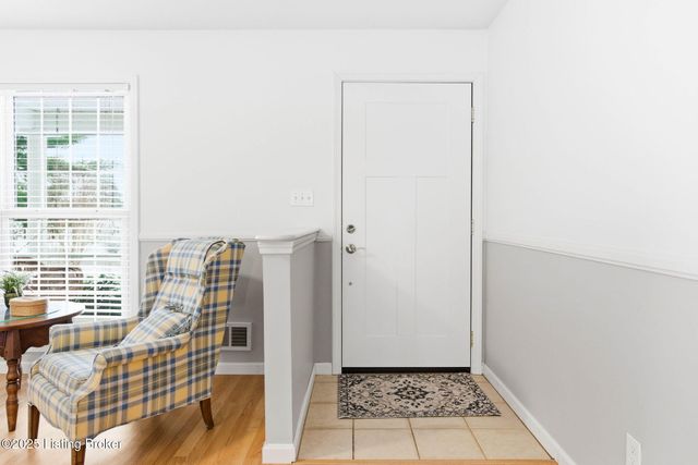 349 Hillcreek Rd, Shepherdsville, KY 40165