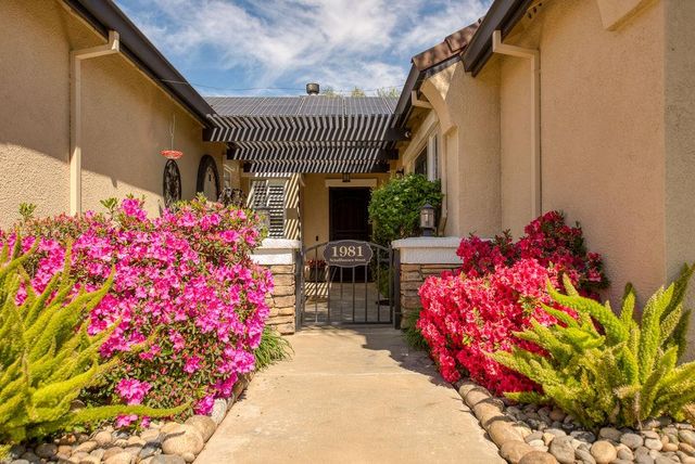 1981 Schaffhausen St, Manteca, CA 95337