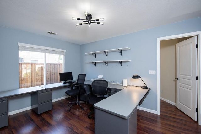 1981 Schaffhausen St, Manteca, CA 95337