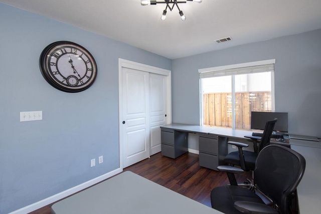 1981 Schaffhausen St, Manteca, CA 95337