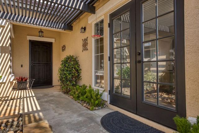 1981 Schaffhausen St, Manteca, CA 95337