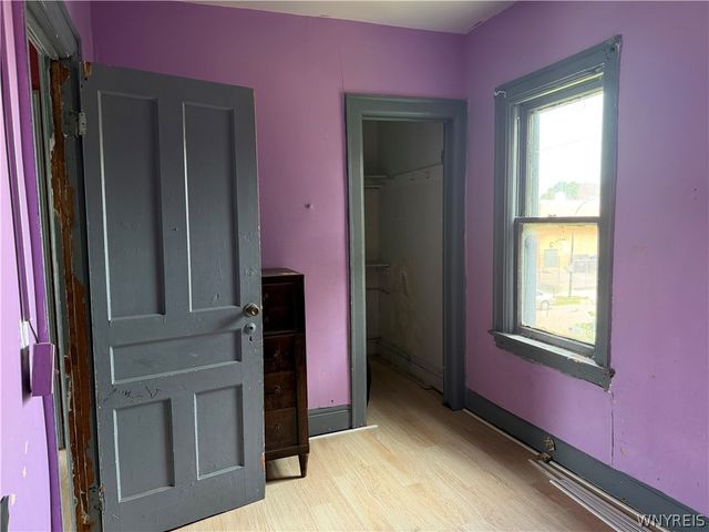 27 Cayuga Street, Buffalo, NY 14211