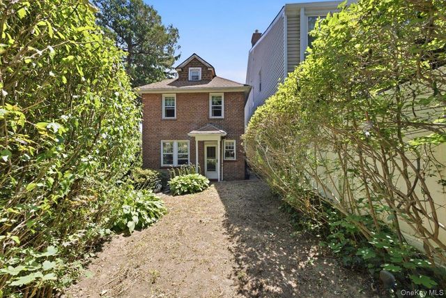 5633 Post Road, Bronx, NY 10471