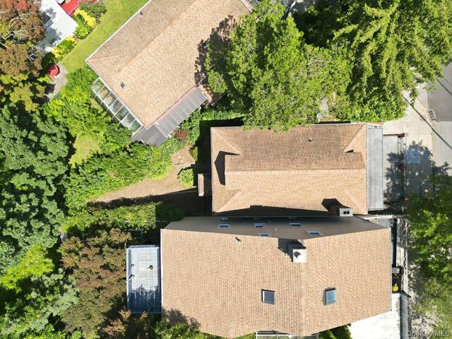 5633 Post Road, Bronx, NY 10471