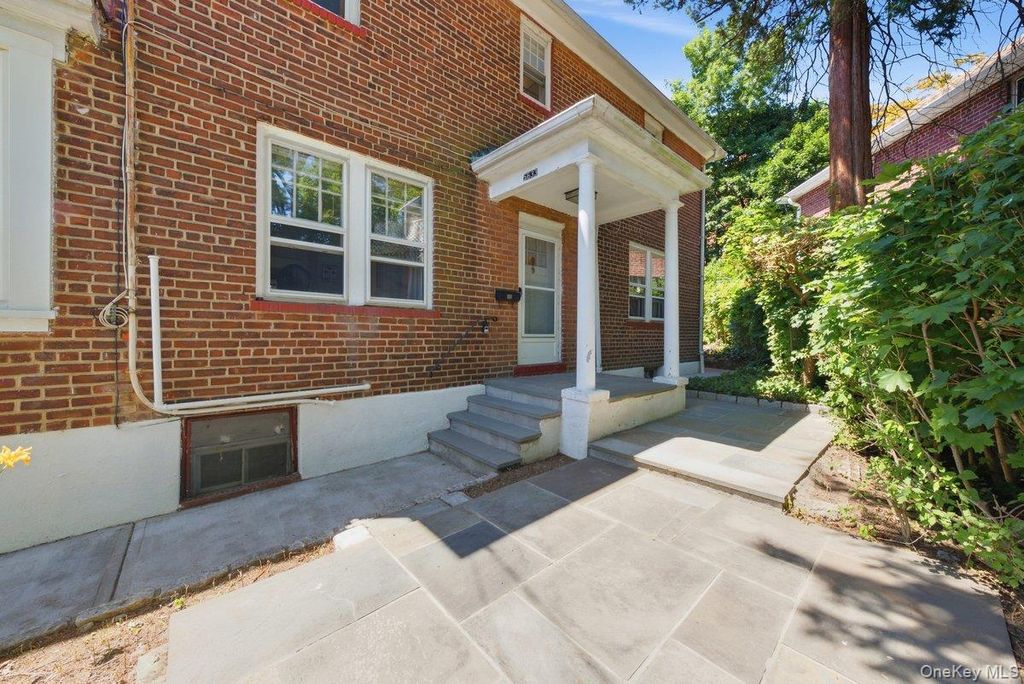 5633 Post Road, Bronx, NY 10471 — photo 2