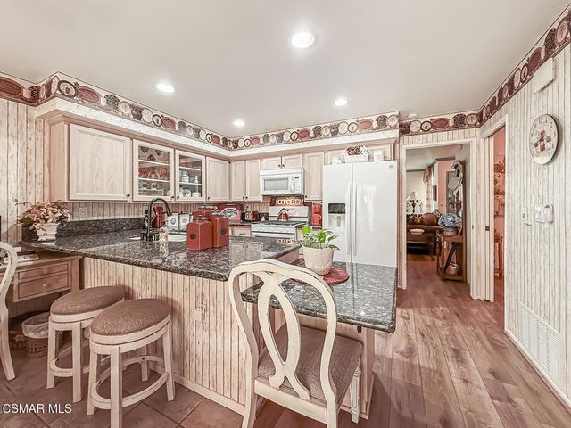 2825 Shoreview Circle, Westlake Village, CA 91361