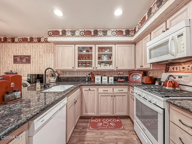 2825 Shoreview Circle, Westlake Village, CA 91361
