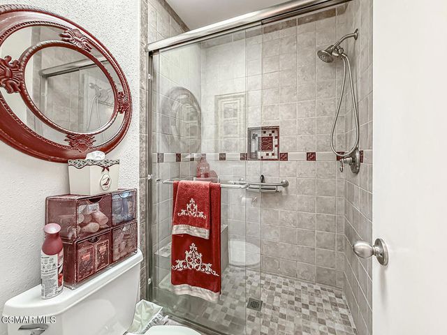 2825 Shoreview Circle, Westlake Village, CA 91361