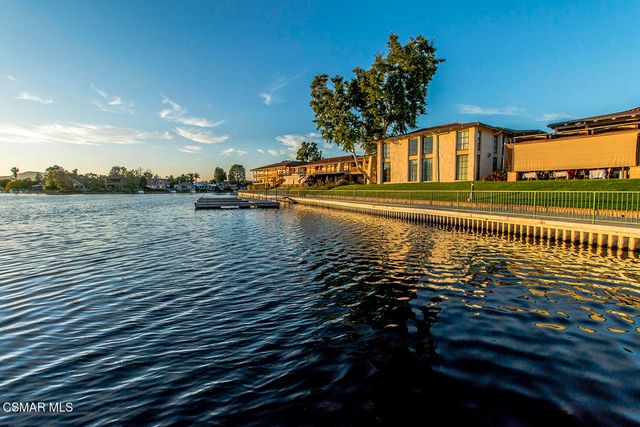 2825 Shoreview Circle, Westlake Village, CA 91361