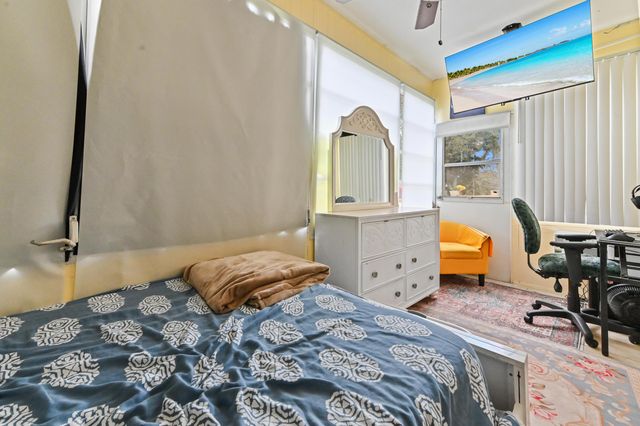 3940 NW 42nd Avenue 116, Lauderdale Lakes, FL 33319