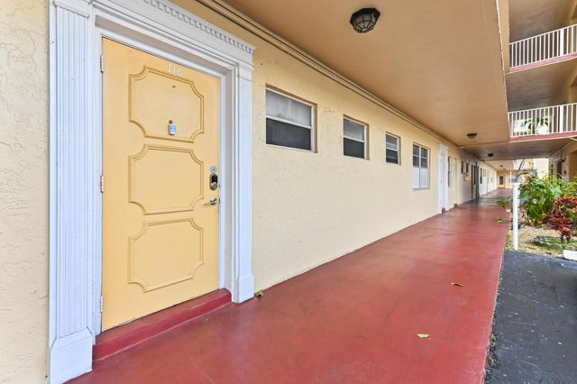 3940 NW 42nd Avenue 116, Lauderdale Lakes, FL 33319