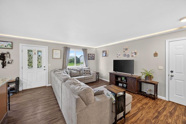 913 2nd Street NW, Byron, MN 55920