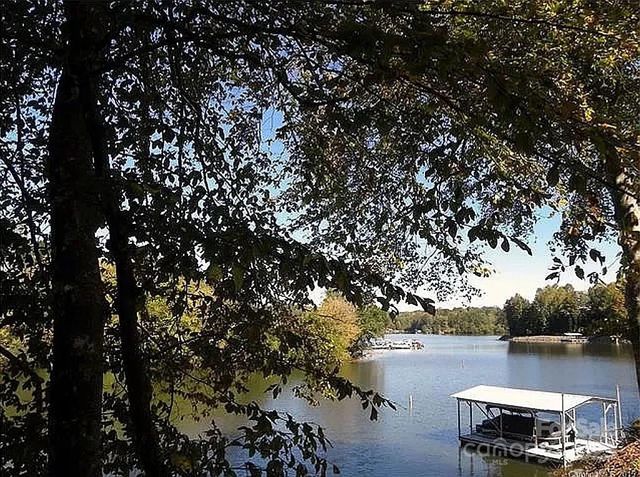 8118 Summit Ridge Drive, Catawba, NC 28609