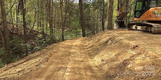 8118 Summit Ridge Drive, Catawba, NC 28609