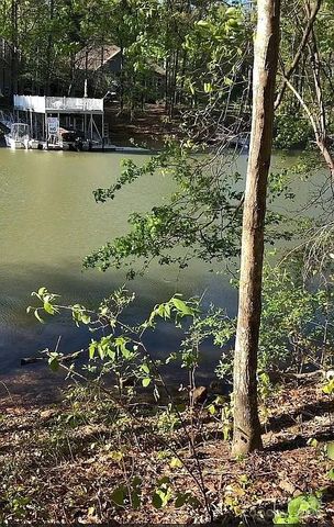 8118 Summit Ridge Drive, Catawba, NC 28609