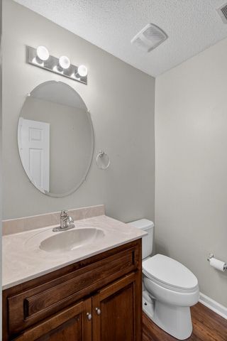 1004 Yellow Hawthorn, Summerville, SC 29483