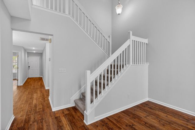 1004 Yellow Hawthorn, Summerville, SC 29483
