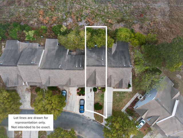 1004 Yellow Hawthorn, Summerville, SC 29483
