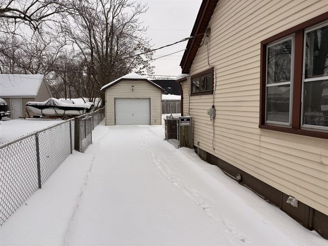 782 Pensacola Avenue, Pontiac, MI 48340