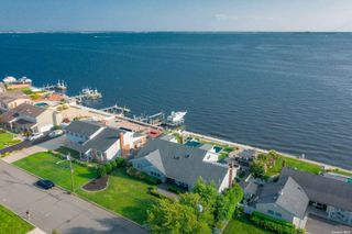 112 Lucinda Drive, Babylon, NY 11702