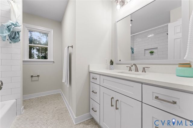3129 Quail Hill Dr, Midlothian, VA 23112