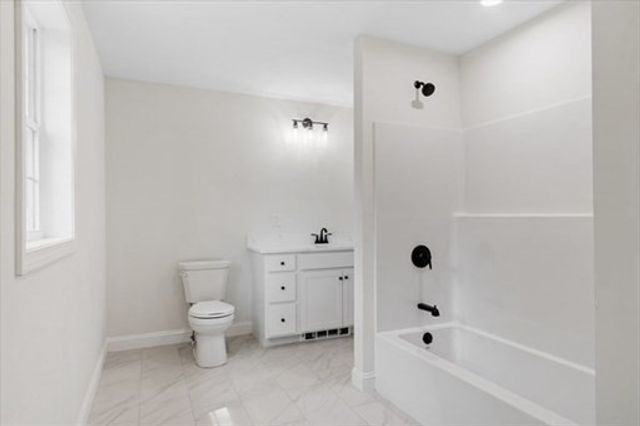207 Wilson St, Haverhill, MA 01832