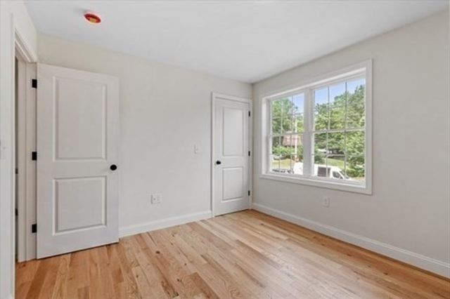 207 Wilson St, Haverhill, MA 01832
