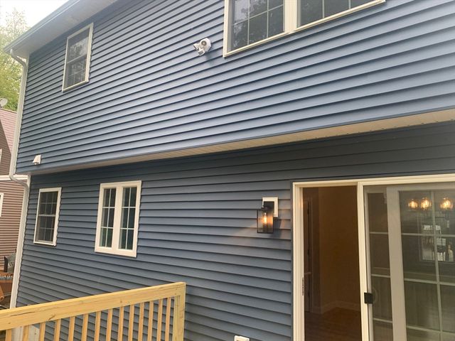207 Wilson St, Haverhill, MA 01832