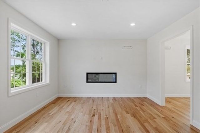 207 Wilson St, Haverhill, MA 01832