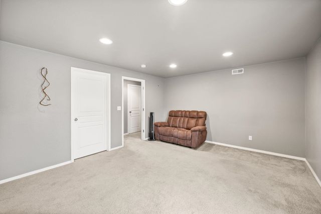 12417 W Pacific Ct, Airway Heights, WA 99001