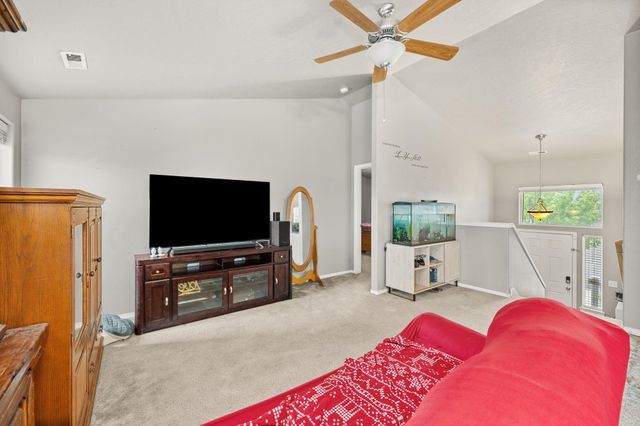 12417 W Pacific Ct, Airway Heights, WA 99001