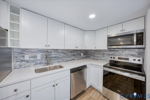 3230 Hunters Mill Cir, Richmond, VA 23223