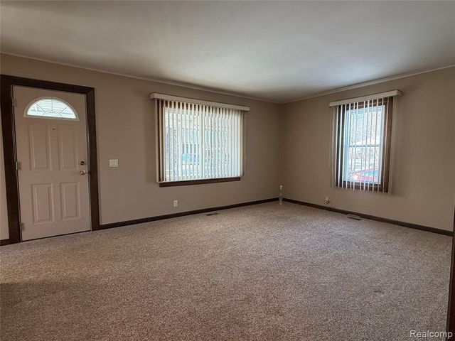 14955 Helen Street, Southgate, MI 48195