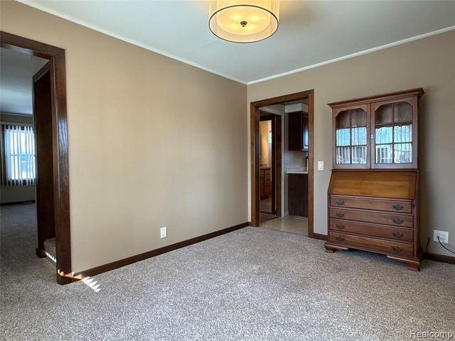 14955 Helen Street, Southgate, MI 48195